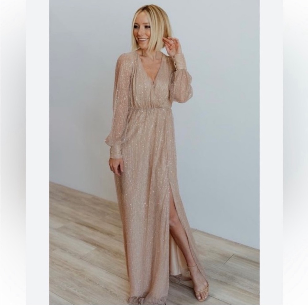 Baltic Born Dress Womens Abigail Sequin Long Sleeve champagne gown